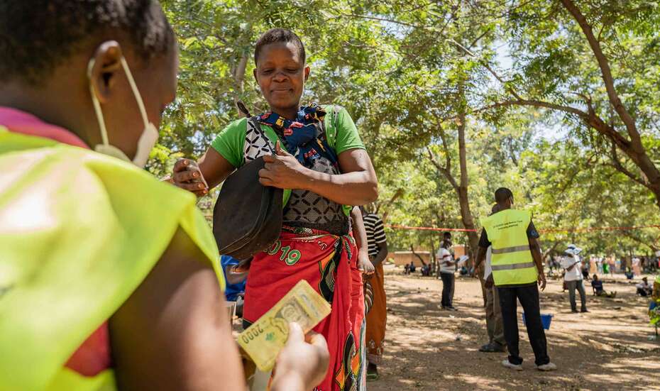 Cash_transfer_Covid_Malawi_UN.jpg
