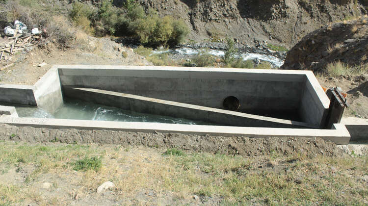 Ein kleines Wasserkraftwerk in Tadschikistan, 2021.