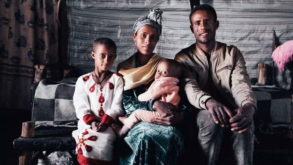 Die junge Familie aus Äthiopien hat jetzt ein regelmäßiges Einkommen und kann sich nun auch gesund und ausgewogen ernähren.