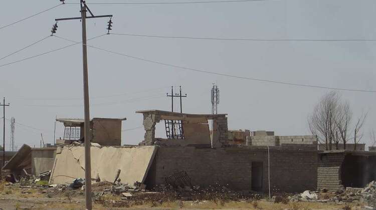 Verlassene, zerstörte Häuser