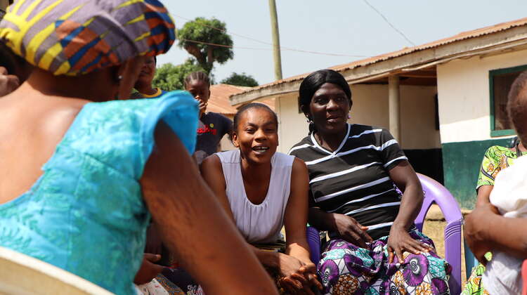 Frauengruppe in Zleh Town, Grand Gedeh