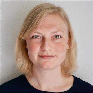 Portrait-Foto von Miriam Wiemers.