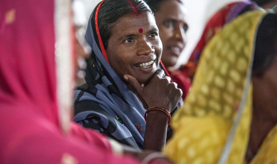 Portrait von Anjula Devi, eine von 32 Vertreterinnen in der Women's Federation in Jharkand (Indien)