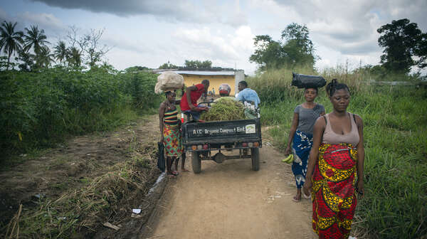 Recycling in Sierra Leone im Rahmen des Projekts SkillUp