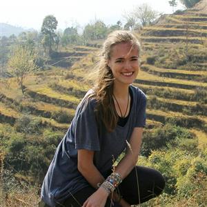 Linda Römer, Praktikantin im Landesbüro Nepal.