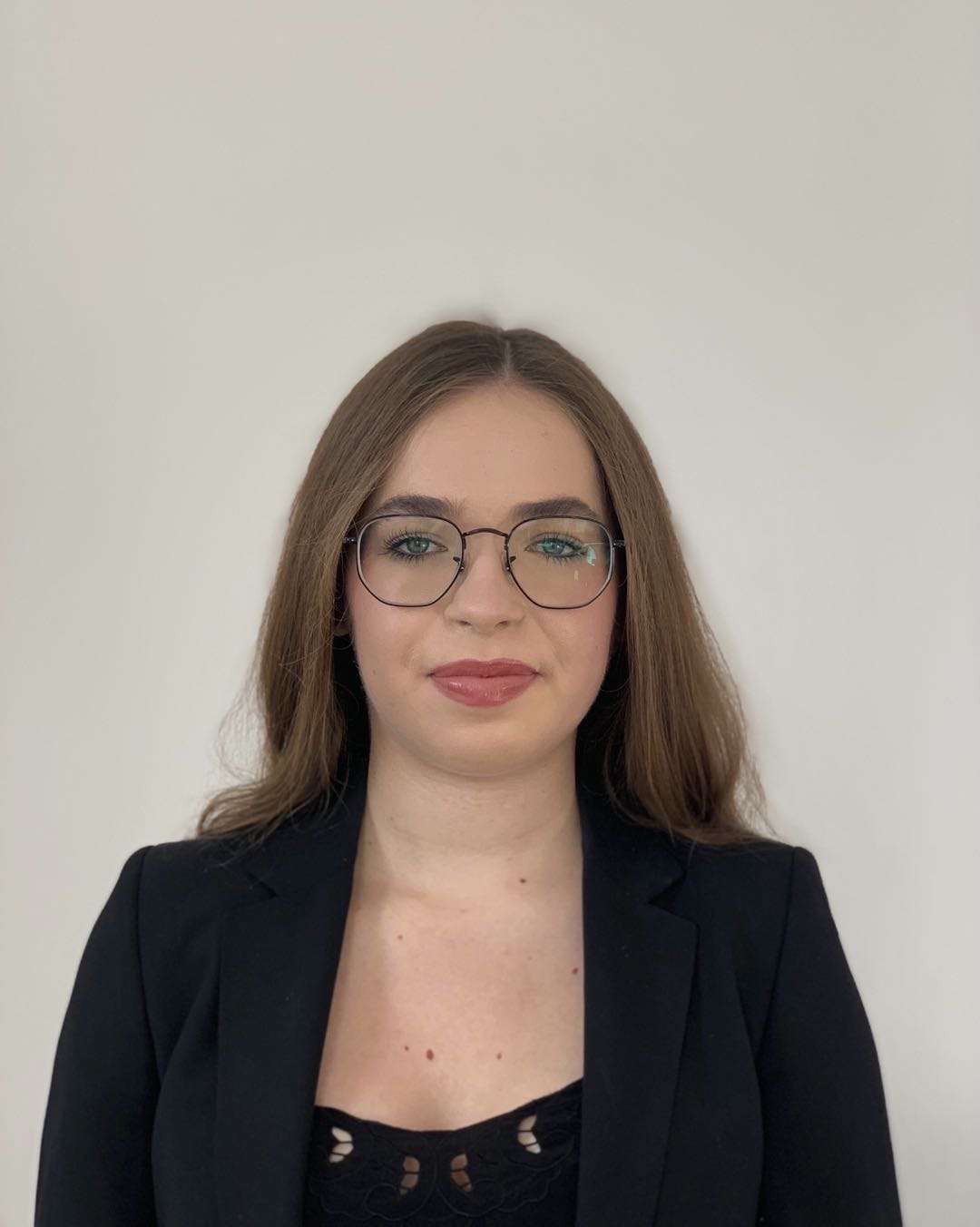 Forschungsanalystin Anna Baisch