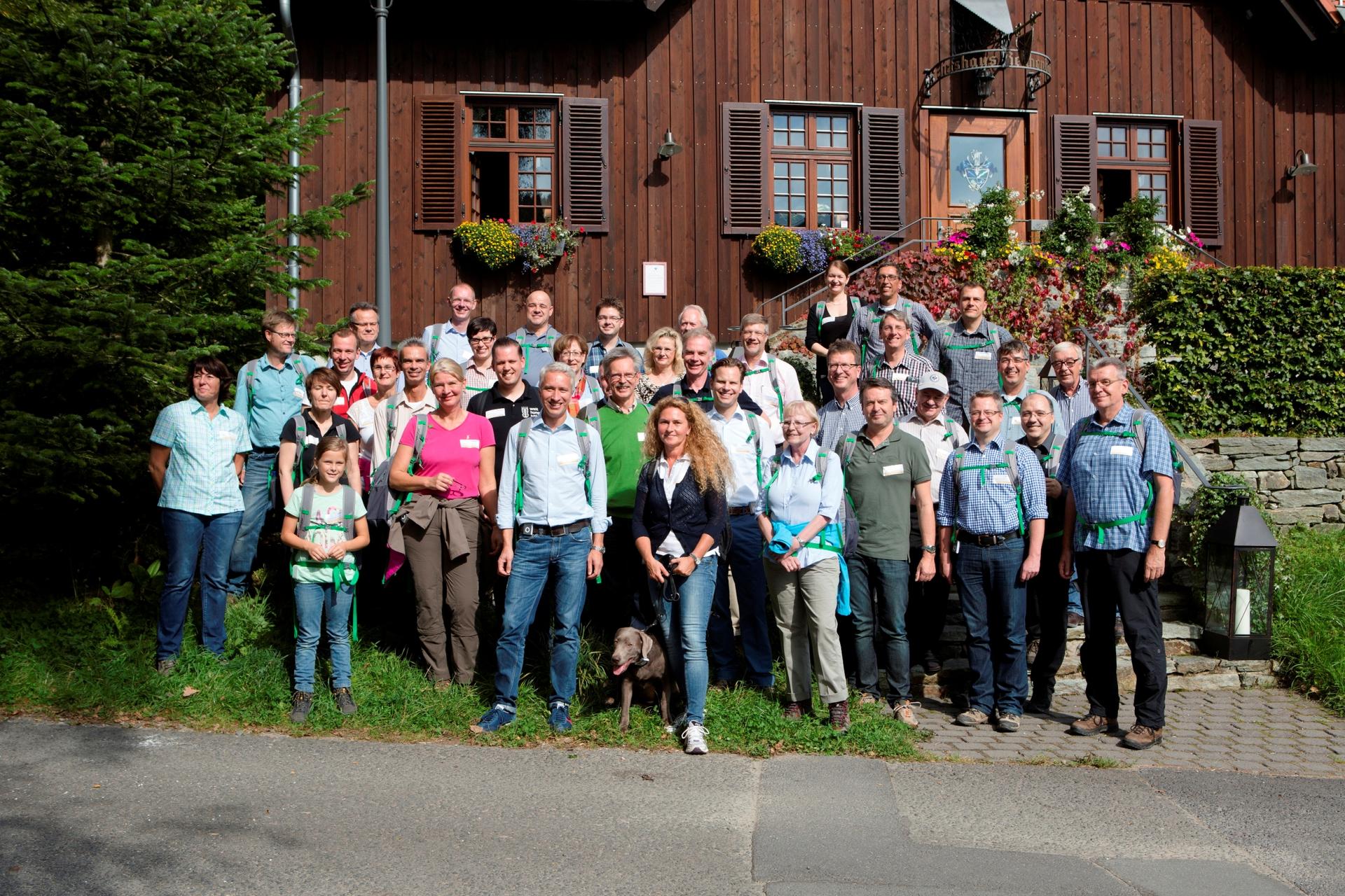 Gruppe Wanderbegeisterter Förderer