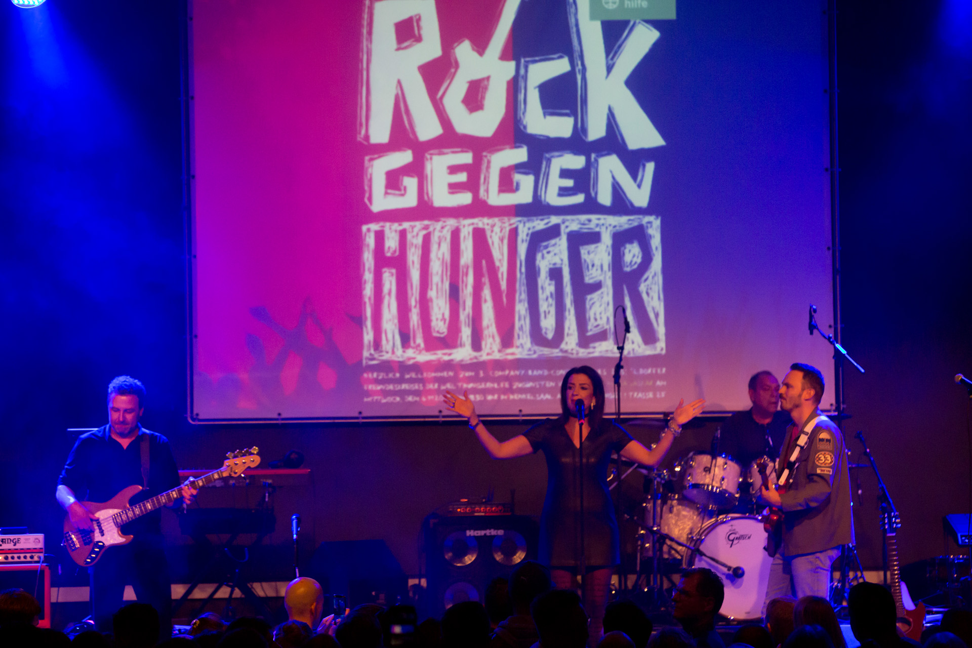 Live-Auftritt einer Band bei Rock gegen Hunger