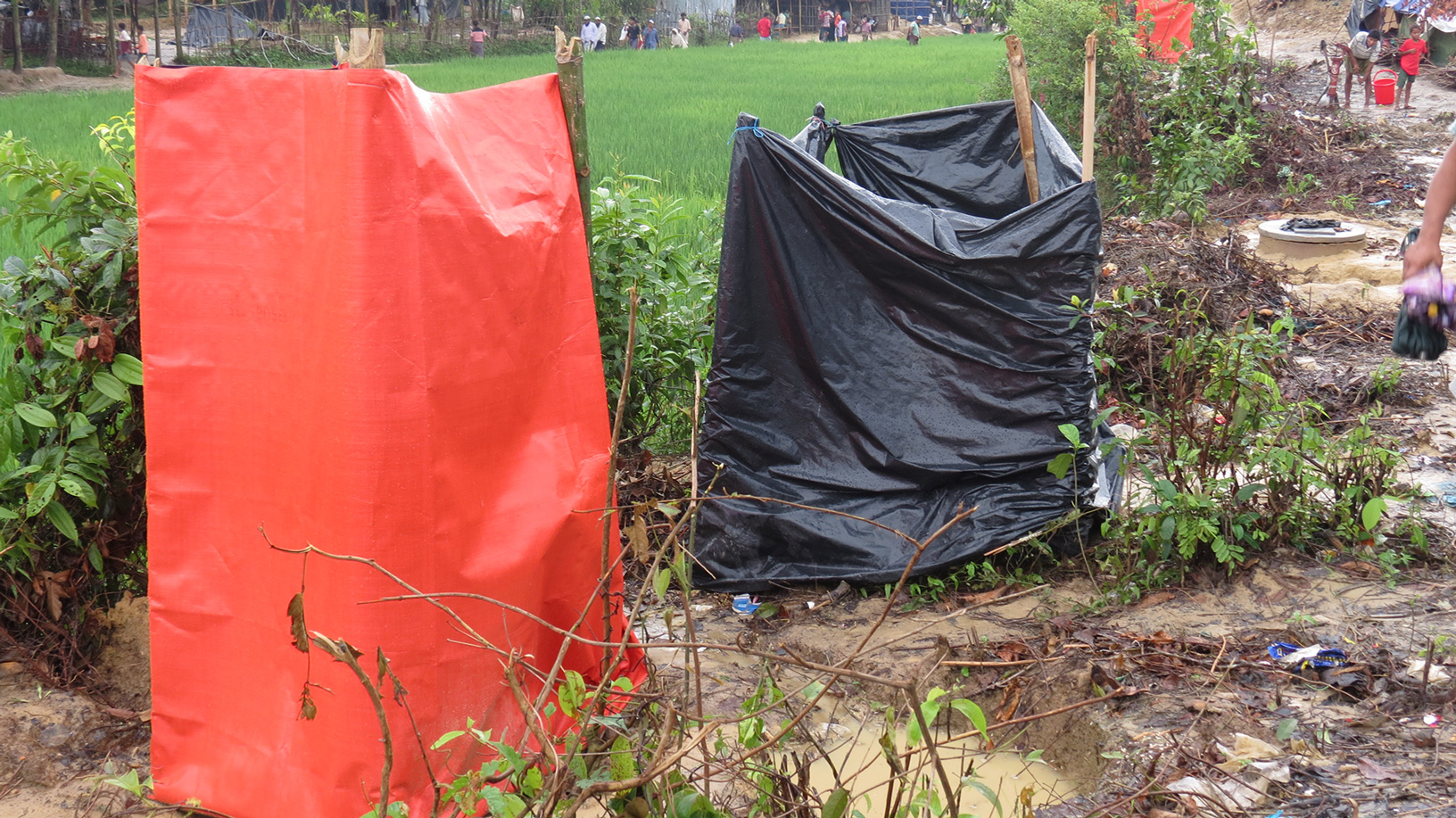 Die provisorischen Toiletten. Die provisorischen Toiletten.