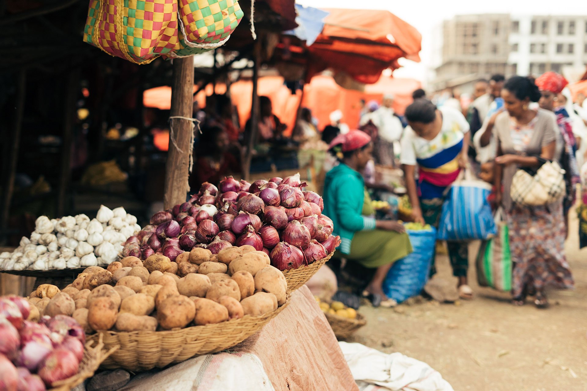 Angebot auf einem Markt in Äthiopien, 2016.
