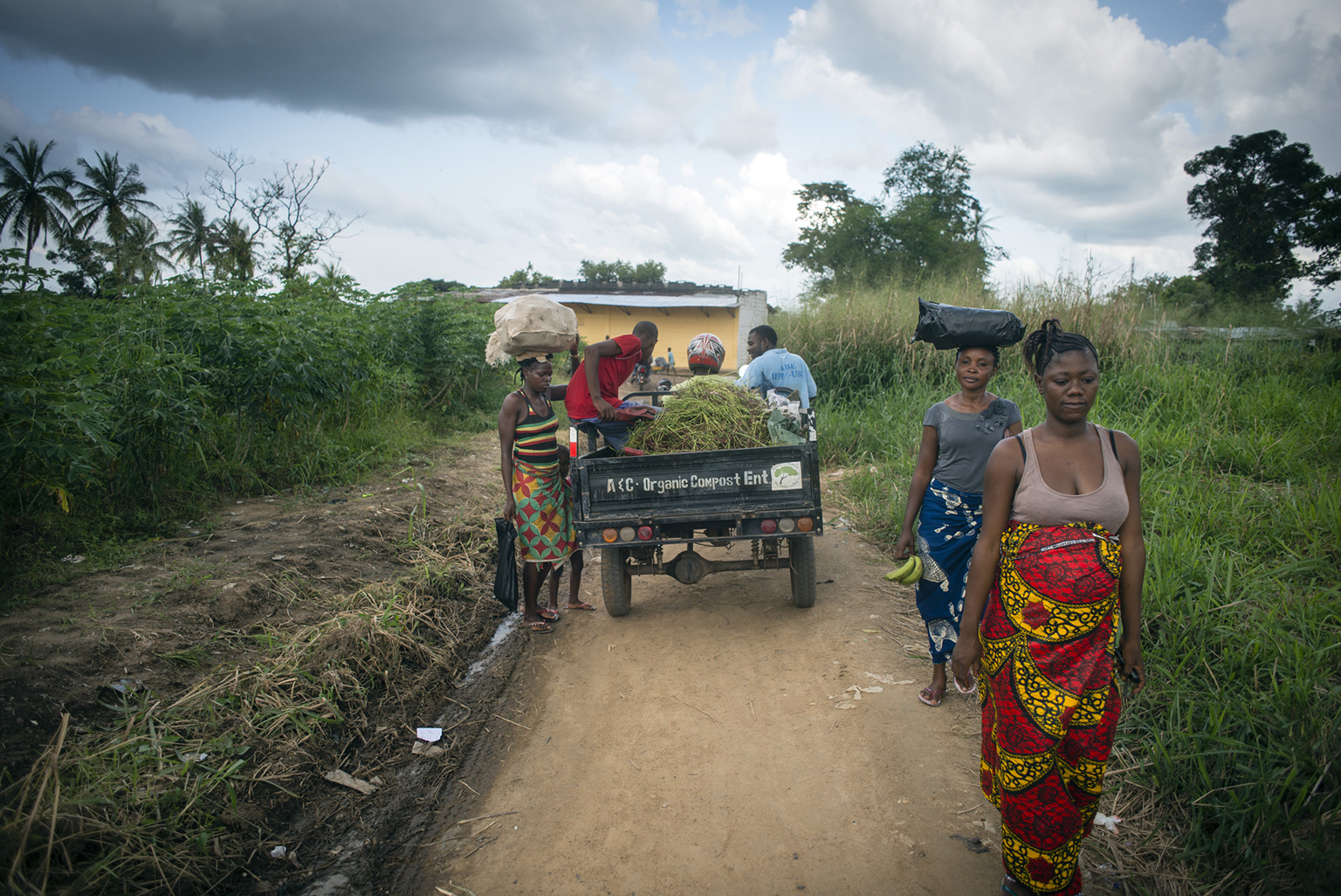 Recycling in Sierra Leone im Rahmen des Projekts SkillUp