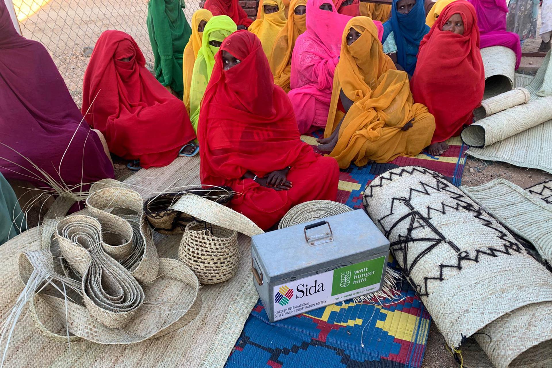 Frauen in einem Camp für Binnenflüchtlinge in Port Sudan.