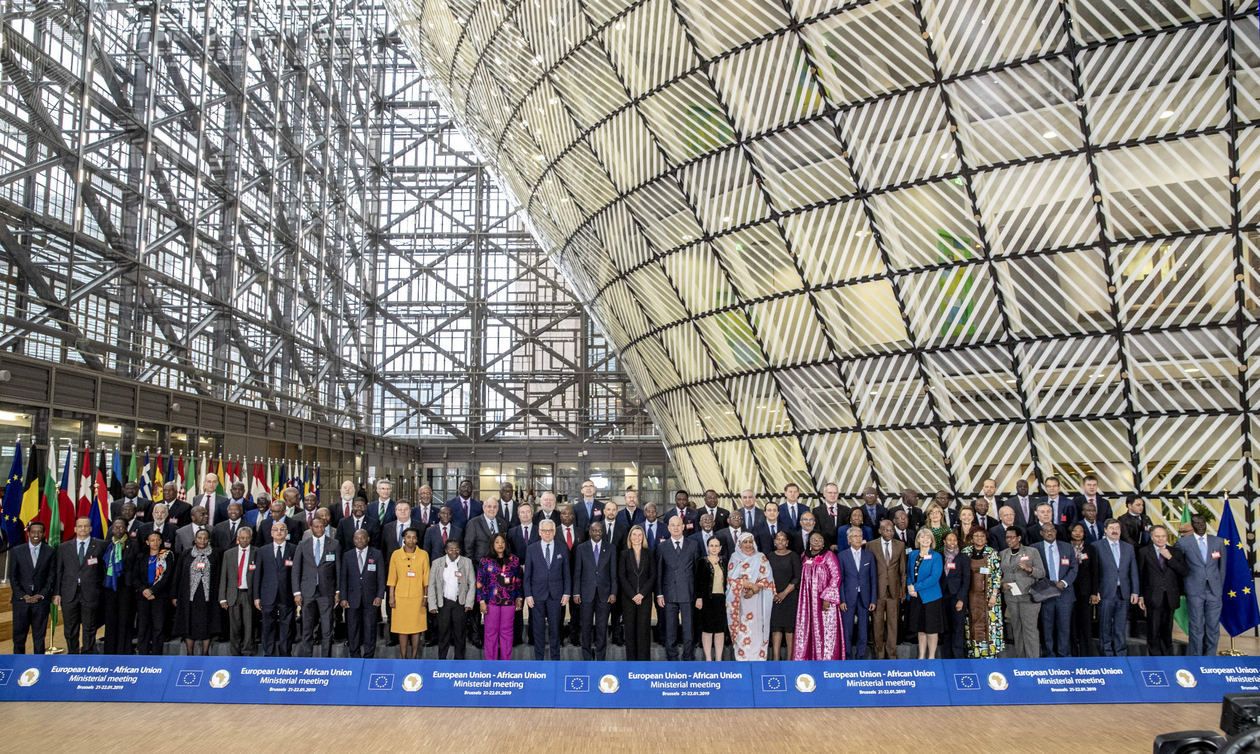 Gruppenfoto EU AU Ministerkonferenz, 2019.